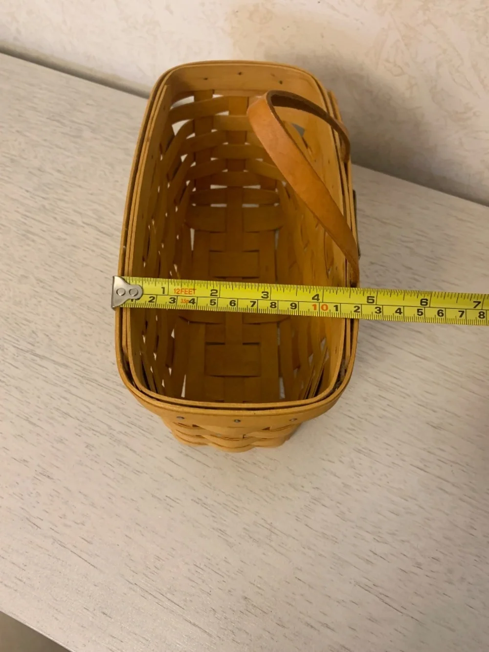Beautiful Medium-Sized Hanging Longaberger Basket